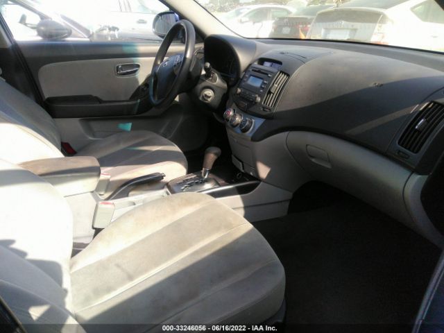 Photo 4 VIN: KMHDU4AD3AU141035 - HYUNDAI ELANTRA 