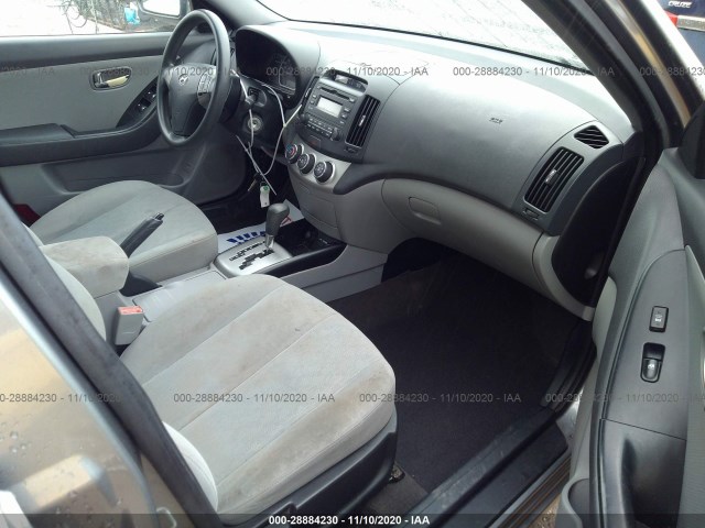 Photo 4 VIN: KMHDU4AD3AU164668 - HYUNDAI ELANTRA 