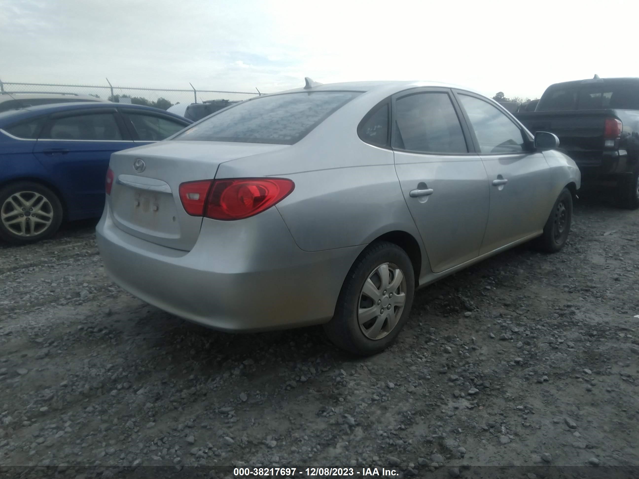 Photo 3 VIN: KMHDU4AD3AU178215 - HYUNDAI ELANTRA 