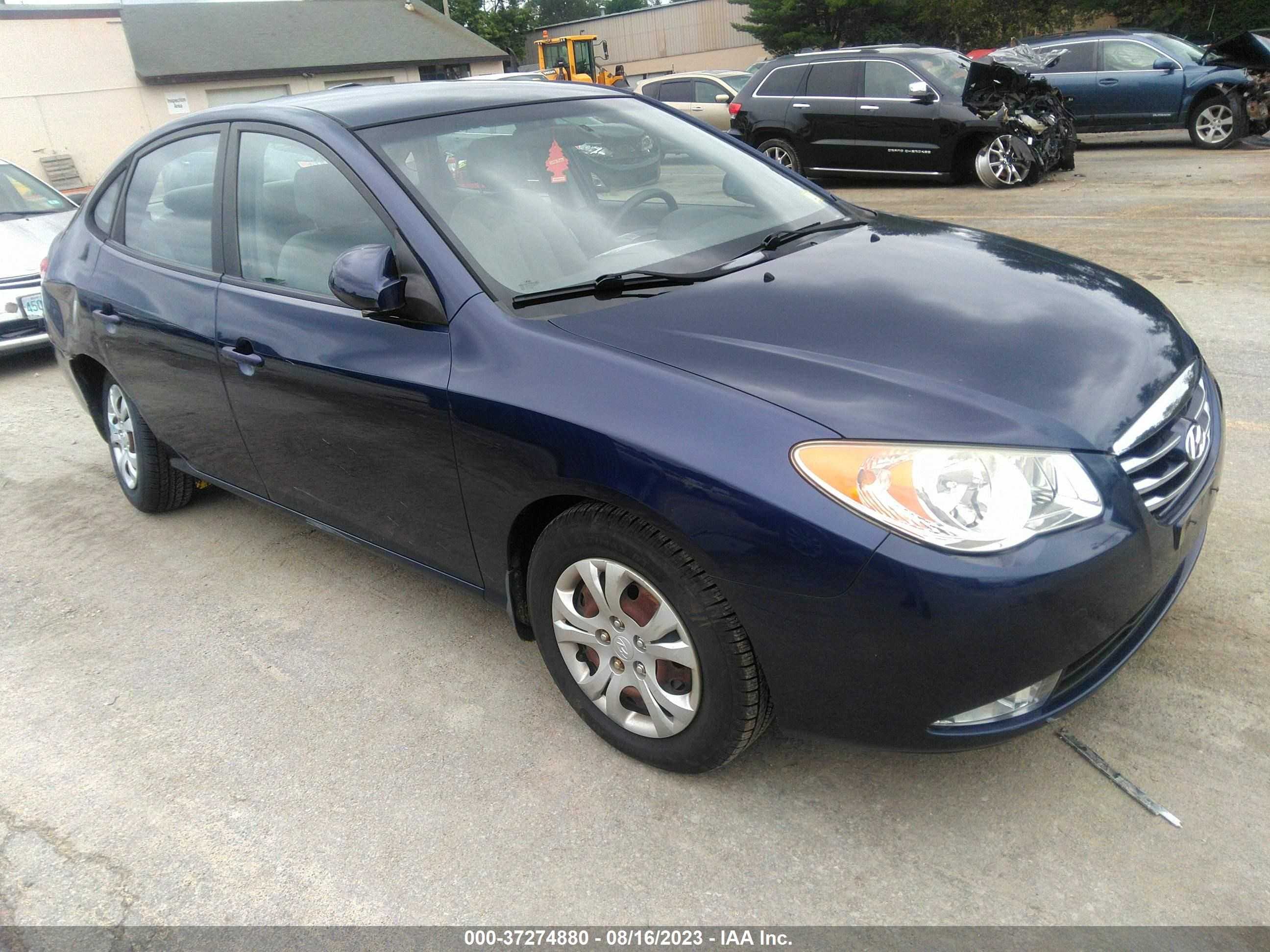 Photo 0 VIN: KMHDU4AD3AU832100 - HYUNDAI ELANTRA 