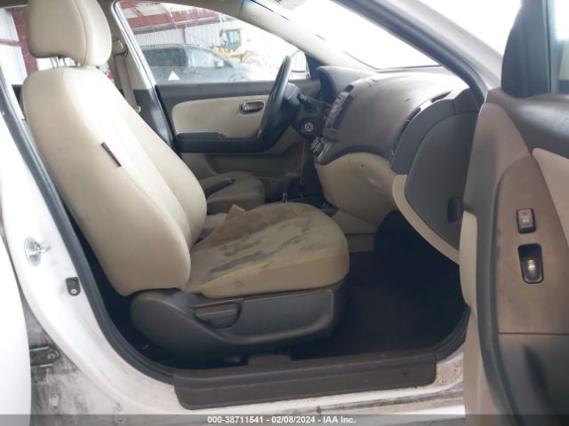 Photo 4 VIN: KMHDU4AD3AU859510 - HYUNDAI ELANTRA 