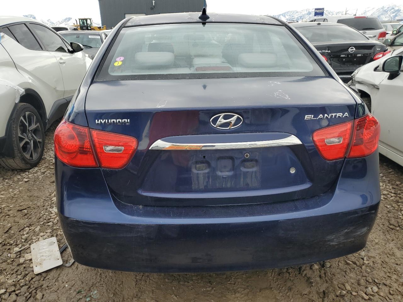 Photo 5 VIN: KMHDU4AD3AU888280 - HYUNDAI ELANTRA 