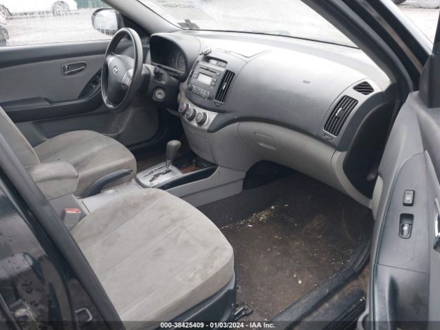 Photo 4 VIN: KMHDU4AD3AU889221 - HYUNDAI ELANTRA 