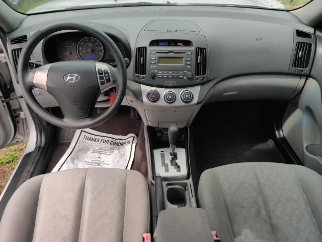 Photo 8 VIN: KMHDU4AD3AU923268 - HYUNDAI ELANTRA 