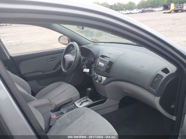 Photo 4 VIN: KMHDU4AD4AU156448 - HYUNDAI ELANTRA 