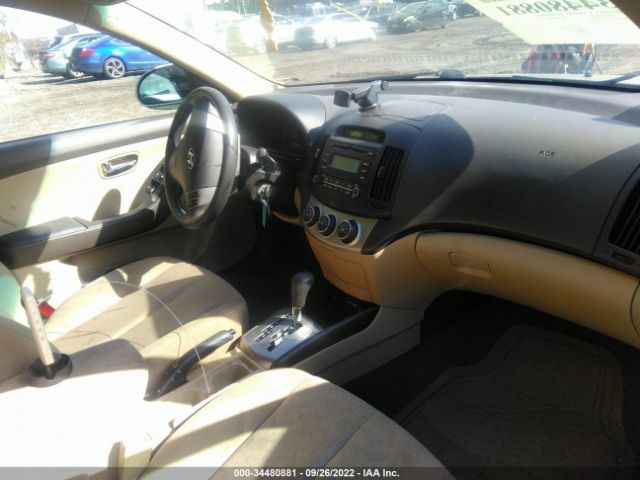 Photo 4 VIN: KMHDU4AD4AU166140 - HYUNDAI ELANTRA 