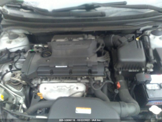 Photo 9 VIN: KMHDU4AD4AU835460 - HYUNDAI ELANTRA 