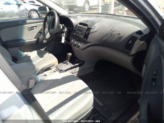 Photo 4 VIN: KMHDU4AD4AU855580 - HYUNDAI ELANTRA 