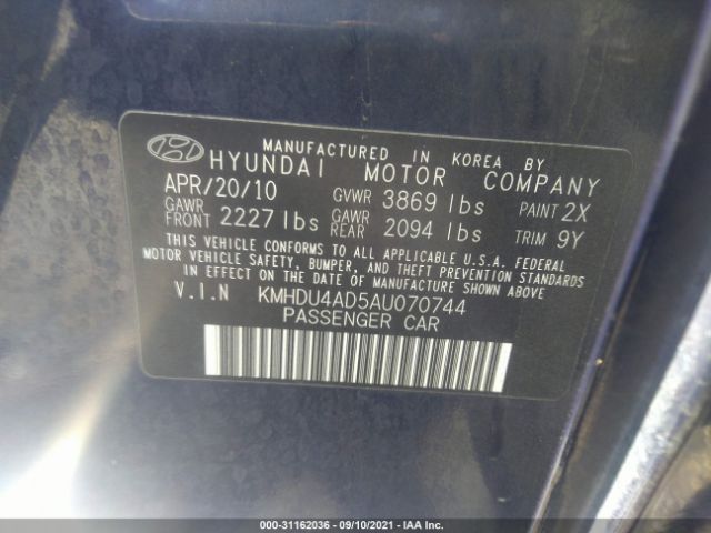 Photo 8 VIN: KMHDU4AD5AU070744 - HYUNDAI ELANTRA 