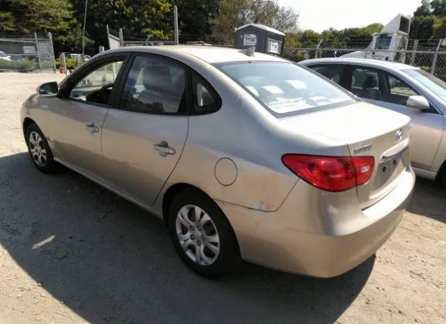 Photo 2 VIN: KMHDU4AD5AU081761 - HYUNDAI ELANTRA 