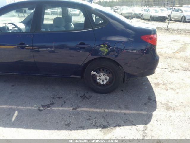 Photo 5 VIN: KMHDU4AD5AU835810 - HYUNDAI ELANTRA 