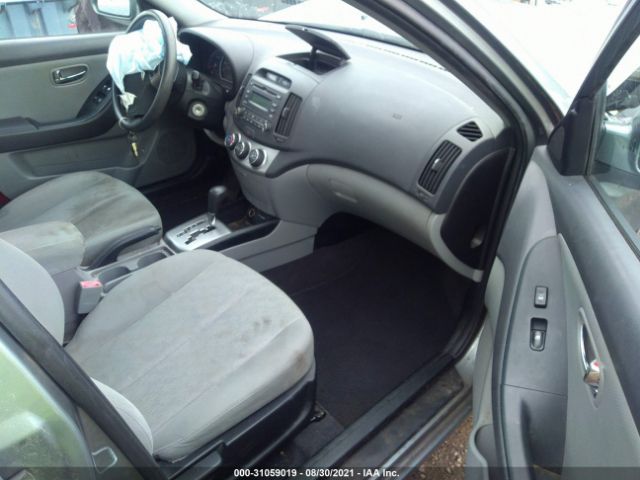 Photo 4 VIN: KMHDU4AD5AU862196 - HYUNDAI ELANTRA 