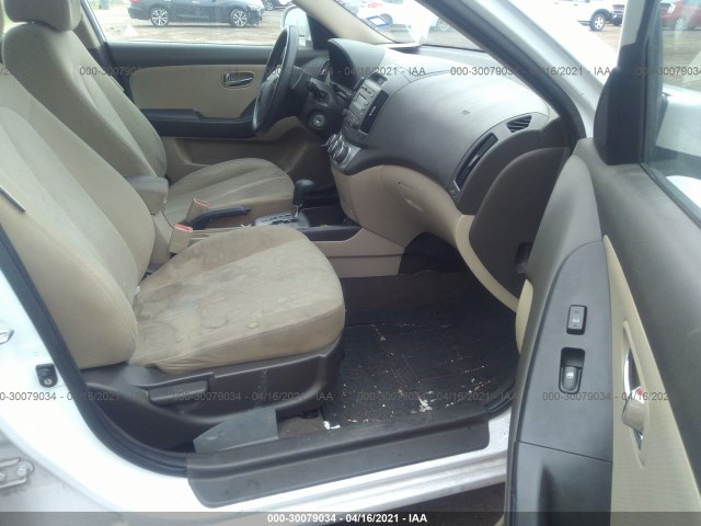 Photo 4 VIN: KMHDU4AD5AU928262 - HYUNDAI ELANTRA 