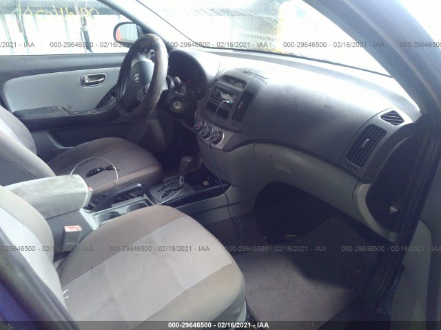 Photo 4 VIN: KMHDU4AD6AU079100 - HYUNDAI ELANTRA 