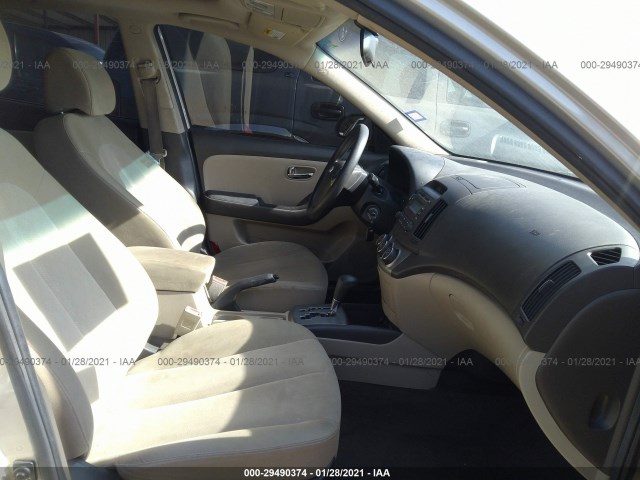 Photo 4 VIN: KMHDU4AD6AU081378 - HYUNDAI ELANTRA 