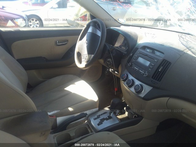 Photo 4 VIN: KMHDU4AD6AU101645 - HYUNDAI ELANTRA 