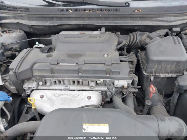 Photo 9 VIN: KMHDU4AD6AU135309 - HYUNDAI ELANTRA 