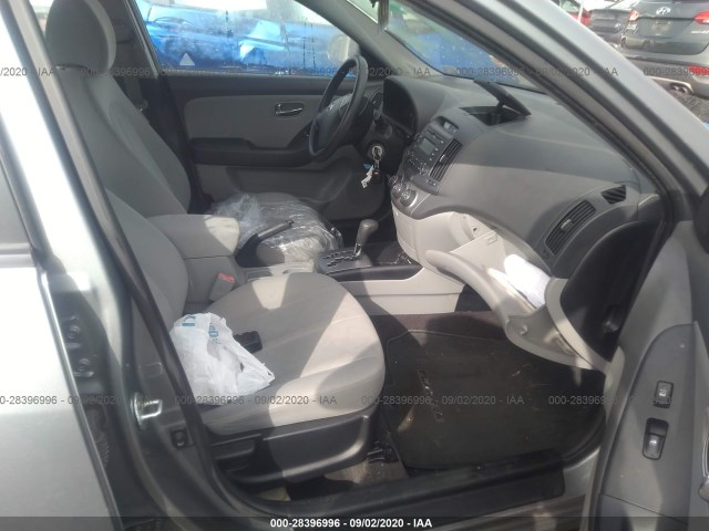 Photo 4 VIN: KMHDU4AD6AU175132 - HYUNDAI ELANTRA 