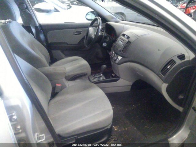 Photo 4 VIN: KMHDU4AD6AU865785 - HYUNDAI ELANTRA 