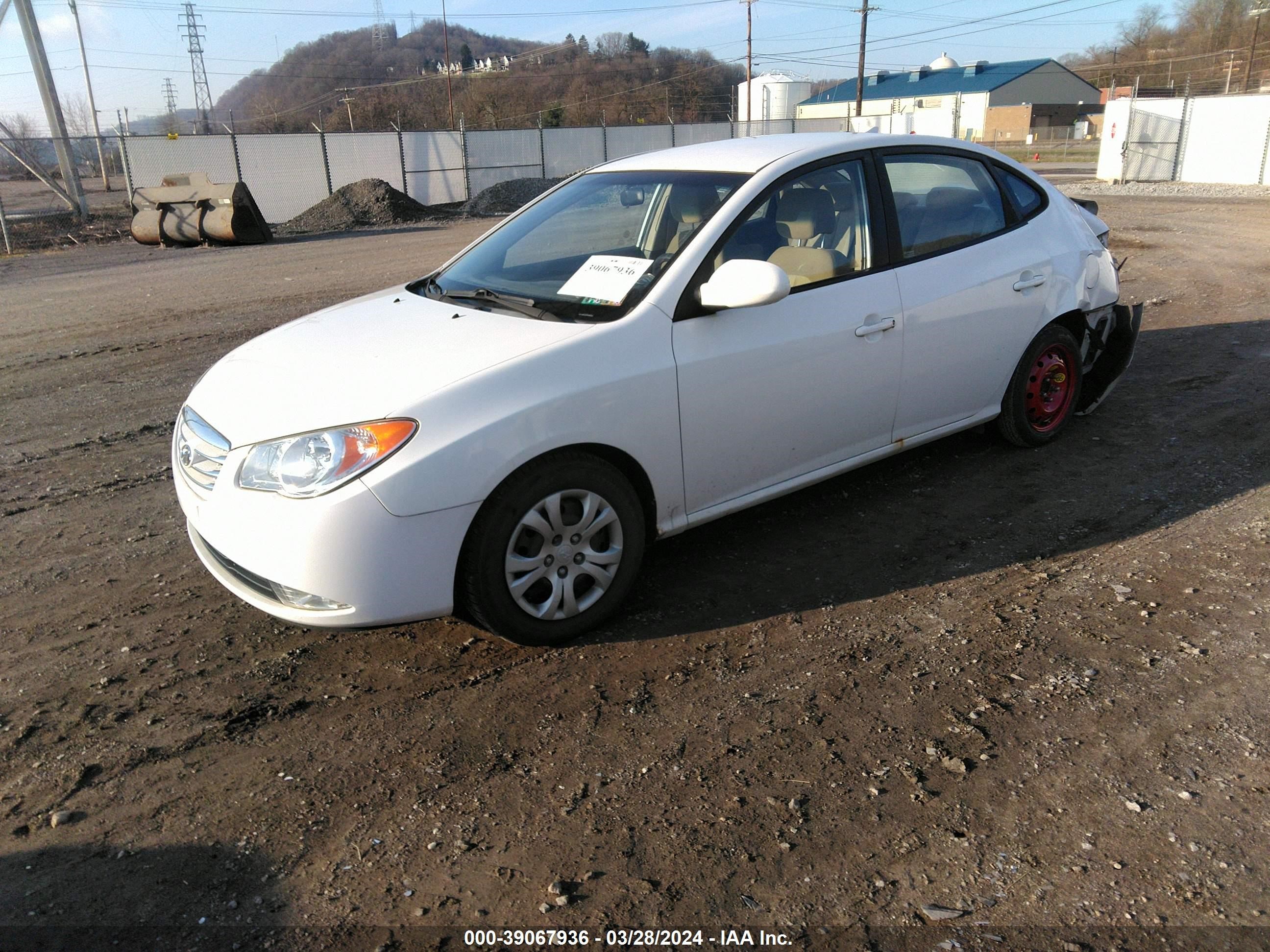 Photo 1 VIN: KMHDU4AD6AU880934 - HYUNDAI ELANTRA 