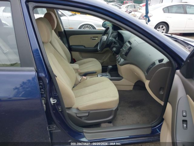 Photo 4 VIN: KMHDU4AD7AU044226 - HYUNDAI ELANTRA 