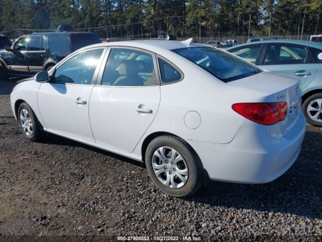 Photo 2 VIN: KMHDU4AD7AU058885 - HYUNDAI ELANTRA 