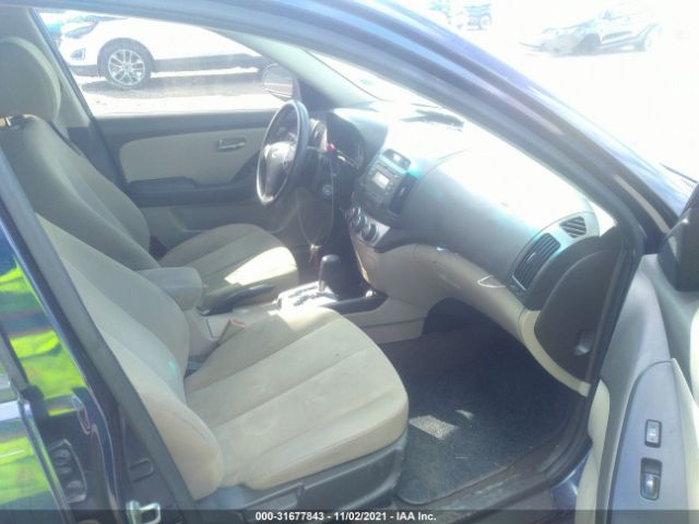 Photo 4 VIN: KMHDU4AD7AU142690 - HYUNDAI ELANTRA 