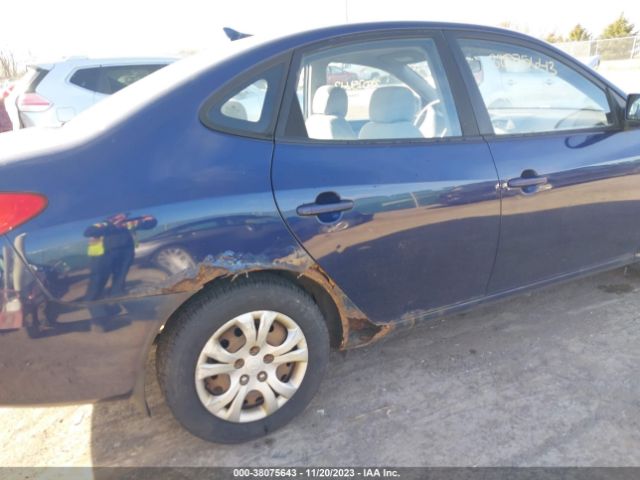 Photo 5 VIN: KMHDU4AD7AU828549 - HYUNDAI ELANTRA 