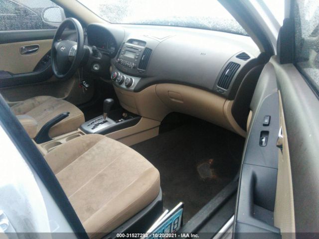 Photo 4 VIN: KMHDU4AD7AU846226 - HYUNDAI ELANTRA 