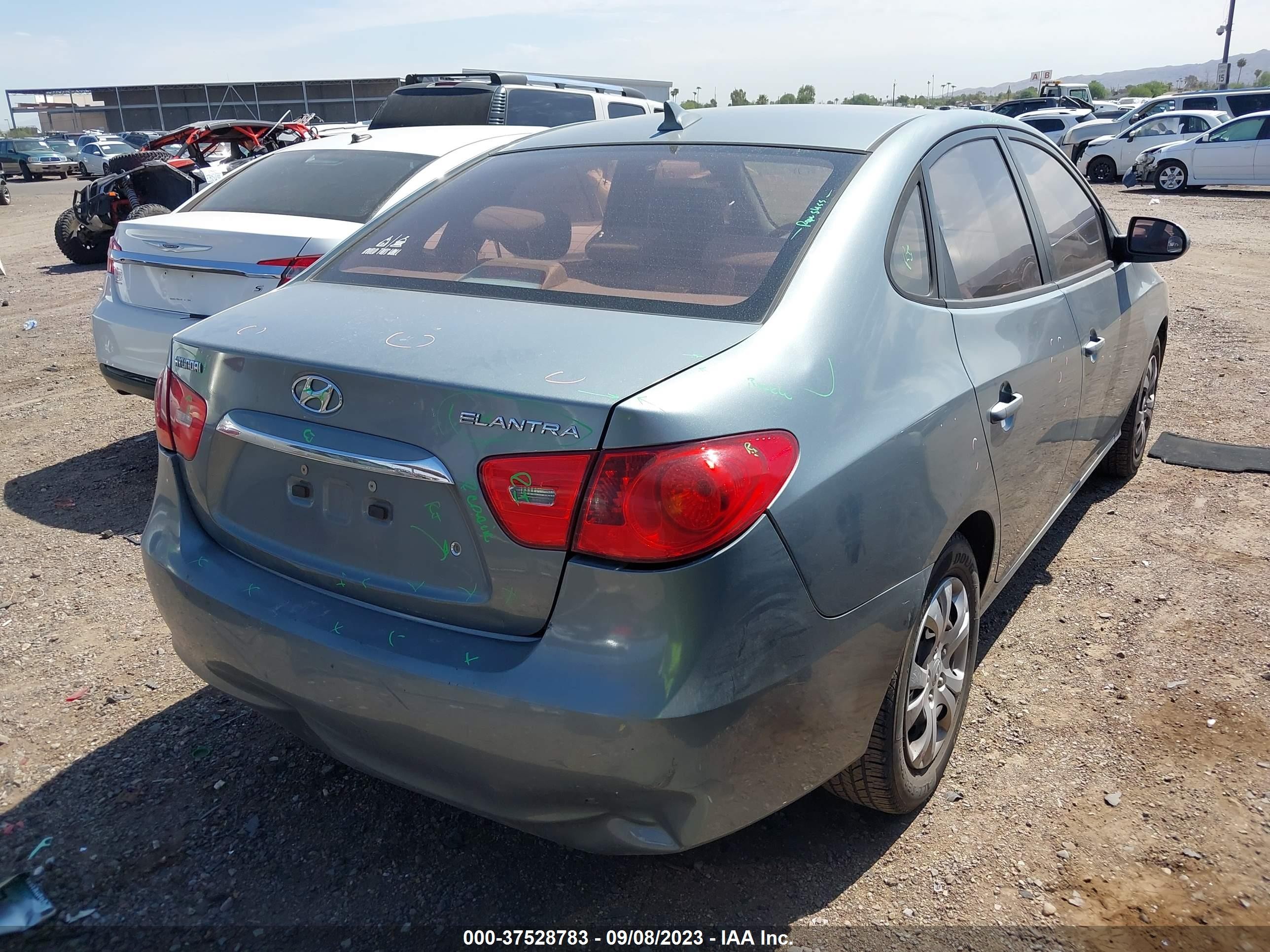 Photo 3 VIN: KMHDU4AD7AU878660 - HYUNDAI ELANTRA 