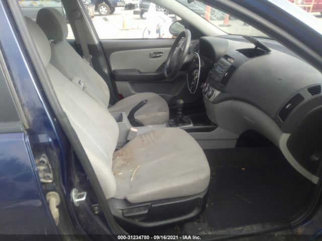 Photo 4 VIN: KMHDU4AD7AU956581 - HYUNDAI ELANTRA 