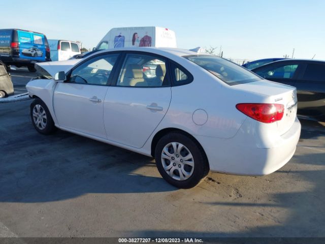 Photo 2 VIN: KMHDU4AD8AU050651 - HYUNDAI ELANTRA 