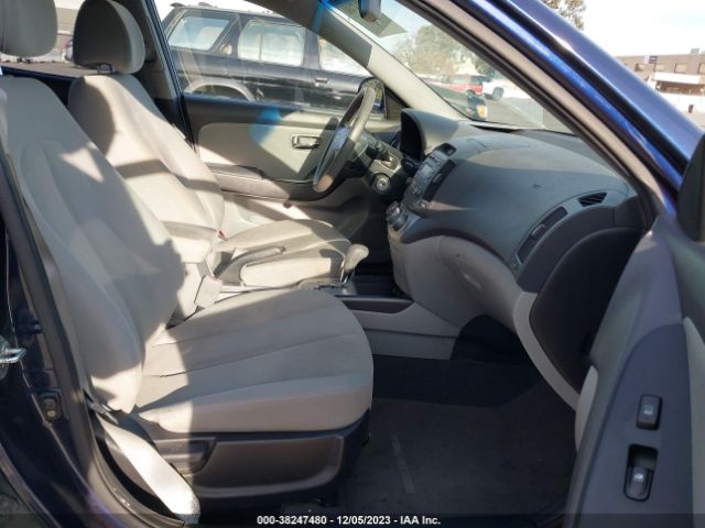 Photo 4 VIN: KMHDU4AD8AU129205 - HYUNDAI ELANTRA 