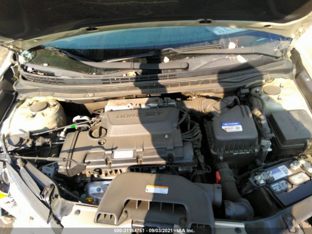 Photo 9 VIN: KMHDU4AD8AU162463 - HYUNDAI ELANTRA 