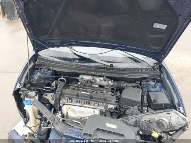 Photo 9 VIN: KMHDU4AD8AU928238 - HYUNDAI ELANTRA 