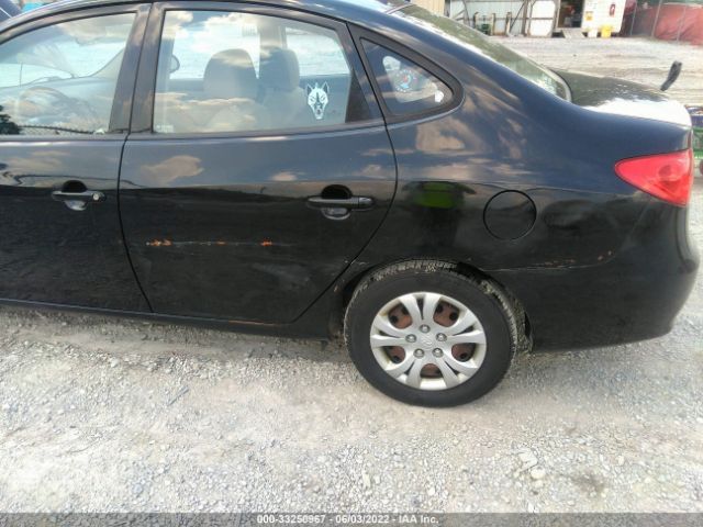 Photo 5 VIN: KMHDU4AD8AU934122 - HYUNDAI ELANTRA 