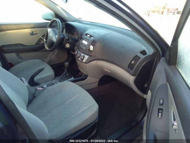 Photo 4 VIN: KMHDU4AD8AU935299 - HYUNDAI ELANTRA 