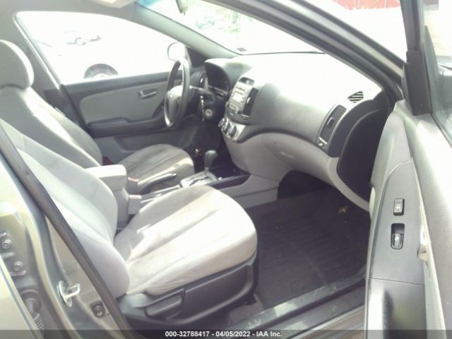 Photo 4 VIN: KMHDU4AD8AU950367 - HYUNDAI ELANTRA 