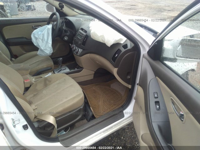 Photo 4 VIN: KMHDU4AD9AU850049 - HYUNDAI ELANTRA 