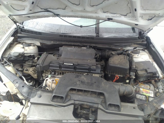 Photo 9 VIN: KMHDU4AD9AU850049 - HYUNDAI ELANTRA 