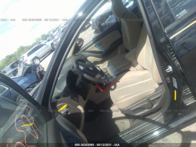 Photo 4 VIN: KMHDU4AD9AU980526 - HYUNDAI ELANTRA 