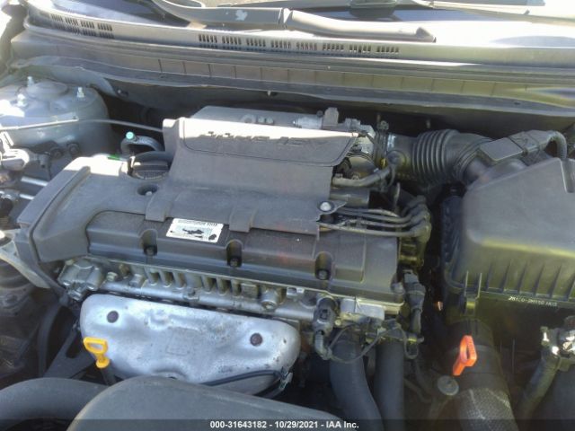 Photo 9 VIN: KMHDU4AD9AU980770 - HYUNDAI ELANTRA 