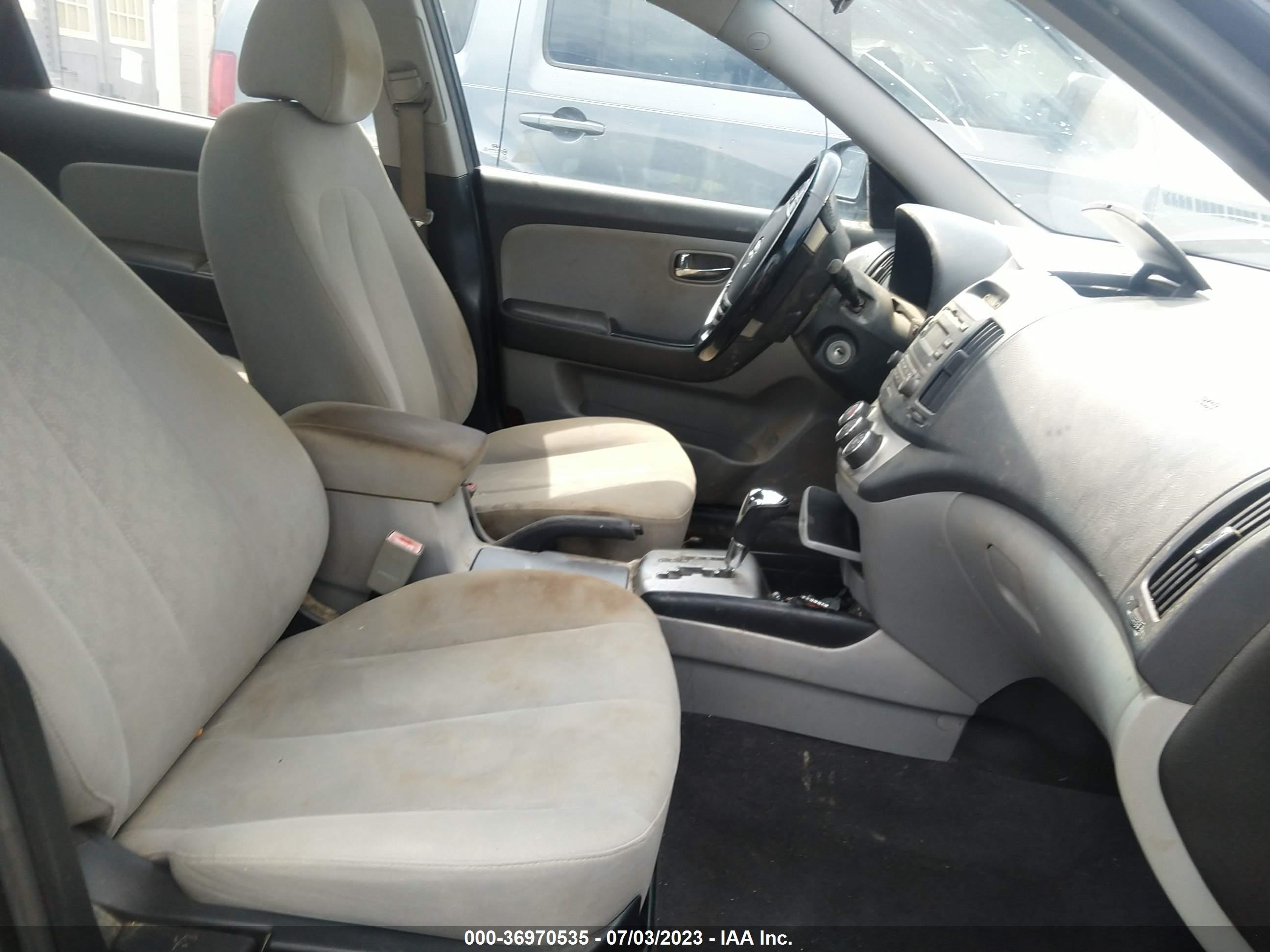 Photo 4 VIN: KMHDU4ADXAU003699 - HYUNDAI ELANTRA 