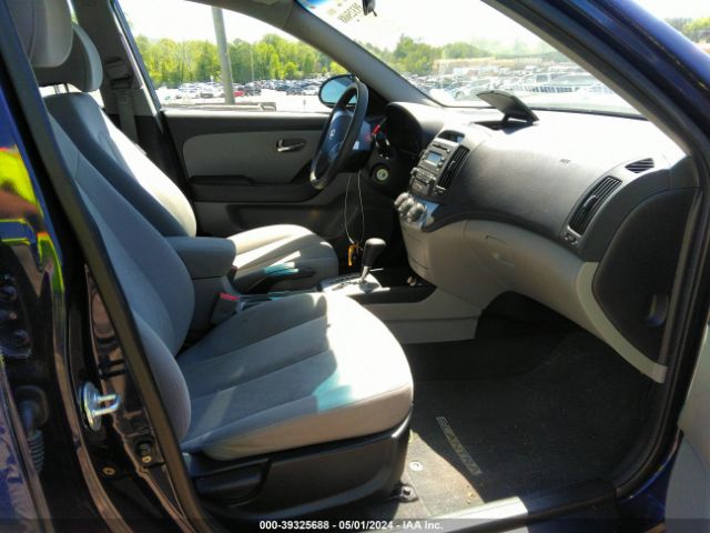 Photo 4 VIN: KMHDU4ADXAU872738 - HYUNDAI ELANTRA 