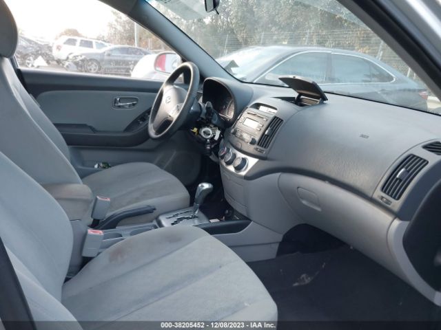 Photo 4 VIN: KMHDU4ADXAU923395 - HYUNDAI ELANTRA 