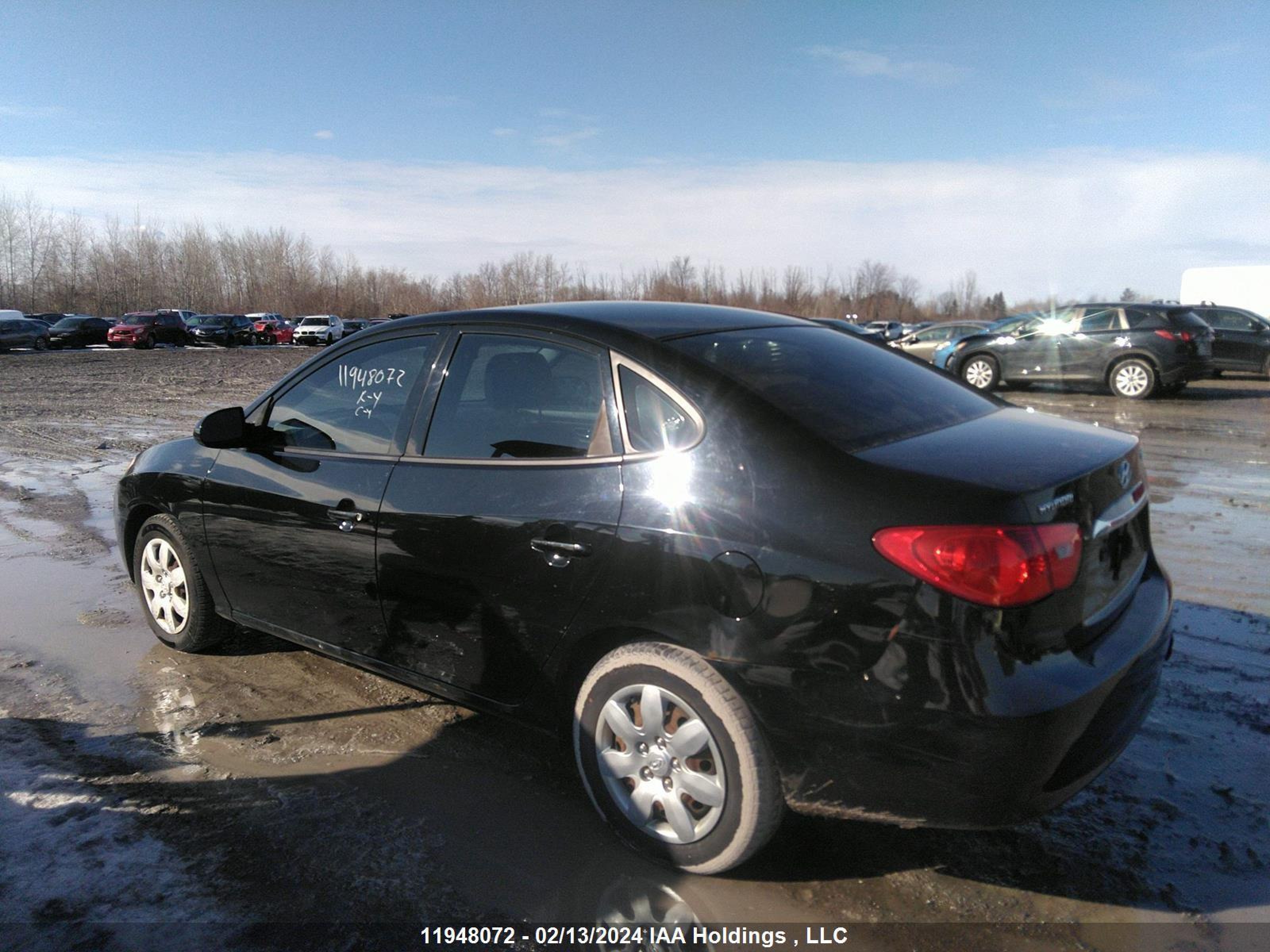 Photo 2 VIN: KMHDU4BD5AU023020 - HYUNDAI ELANTRA 