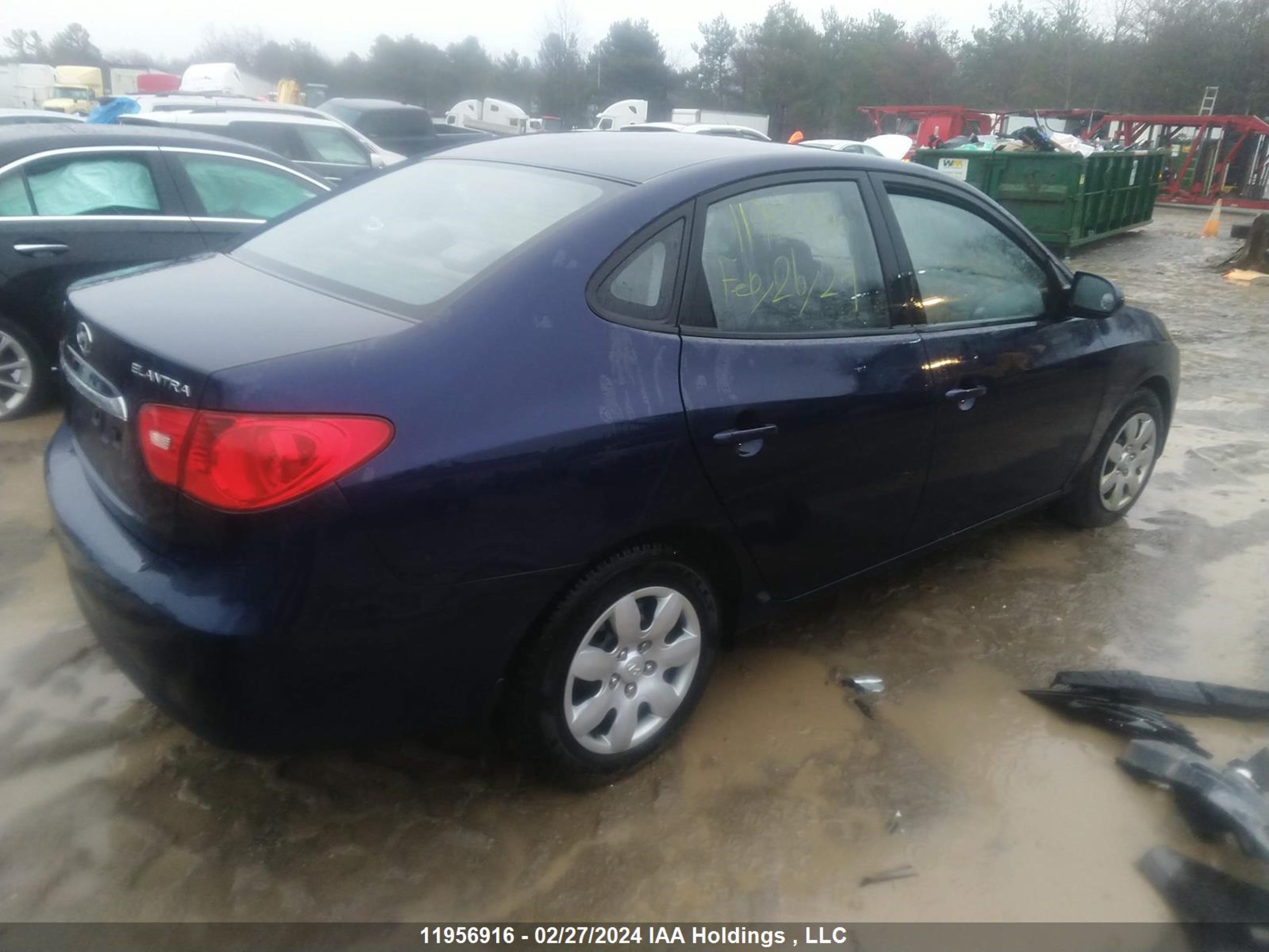 Photo 3 VIN: KMHDU4BD7AU006042 - HYUNDAI ELANTRA 