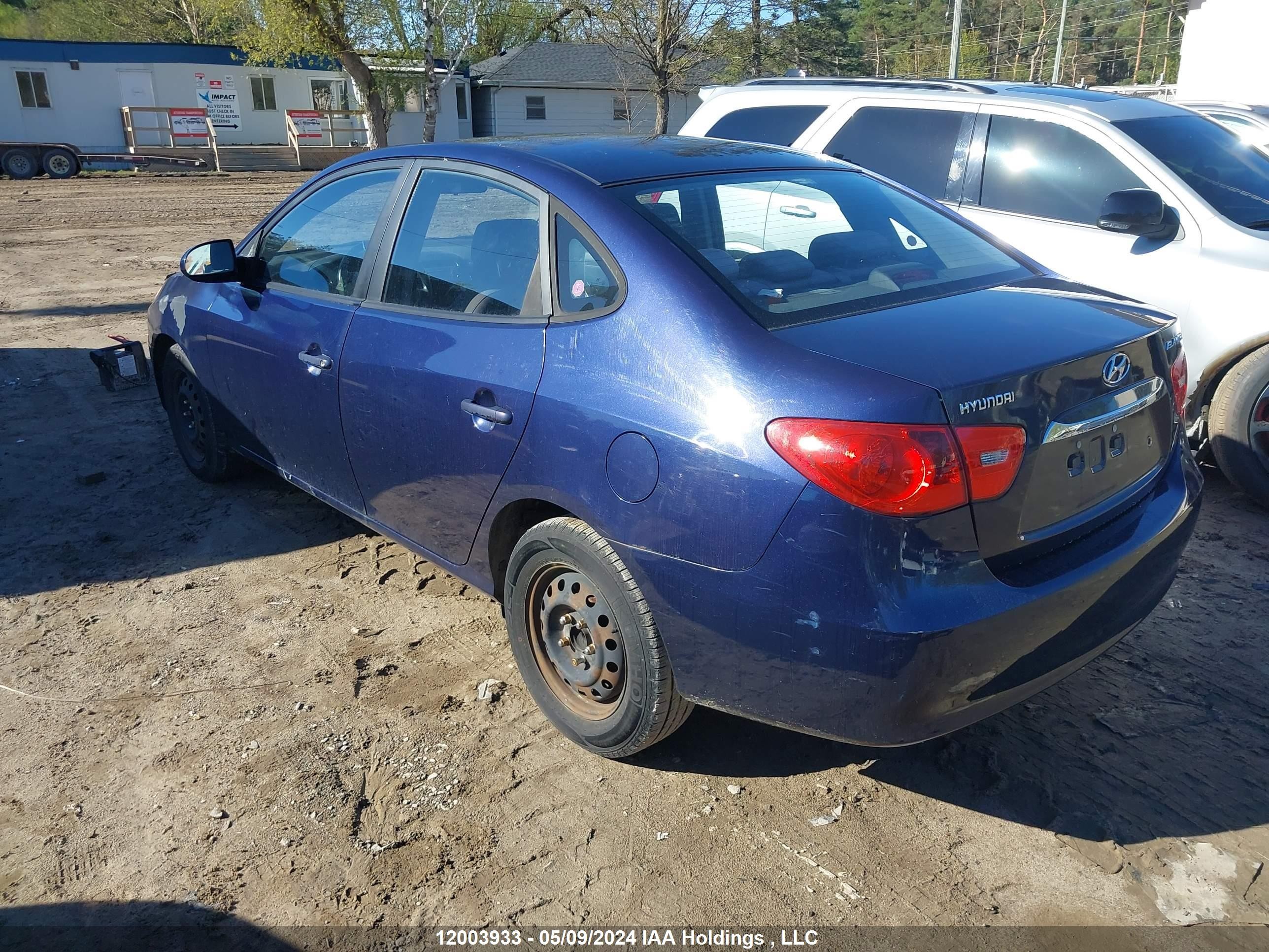 Photo 2 VIN: KMHDU4BD9AU089229 - HYUNDAI ELANTRA 