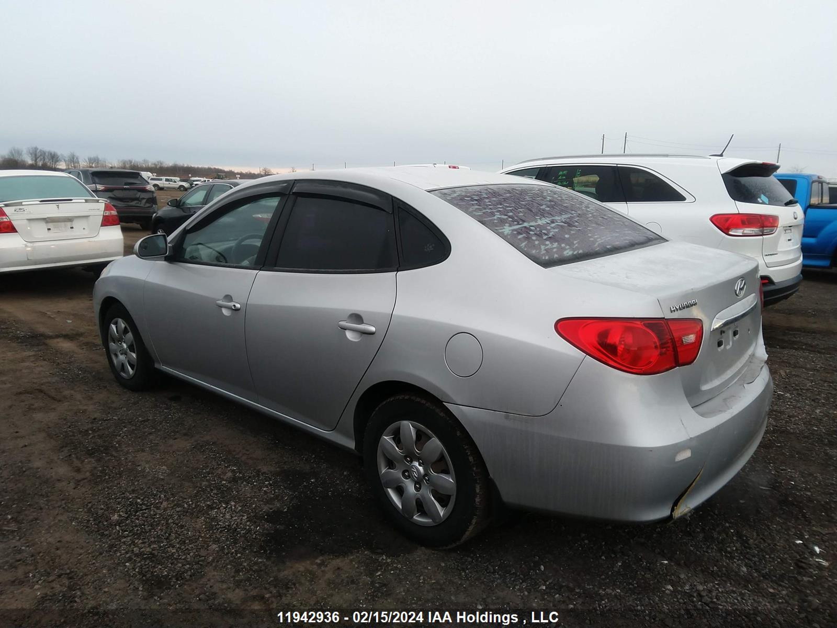 Photo 2 VIN: KMHDU4BDXAU880871 - HYUNDAI ELANTRA 