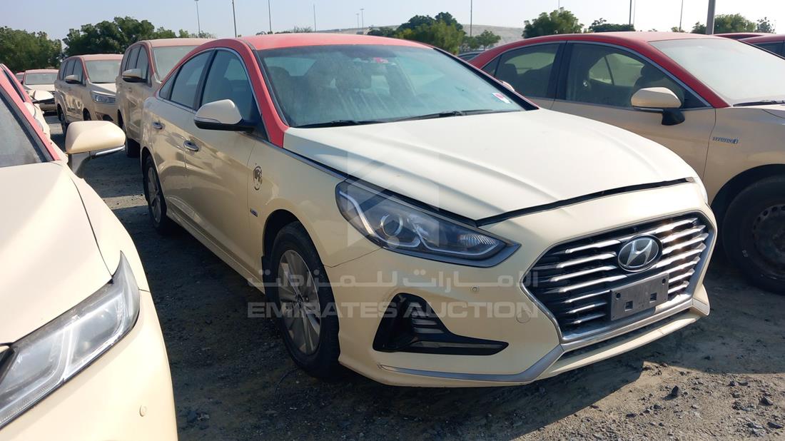 Photo 10 VIN: KMHE24130JA081900 - HYUNDAI SONATA 